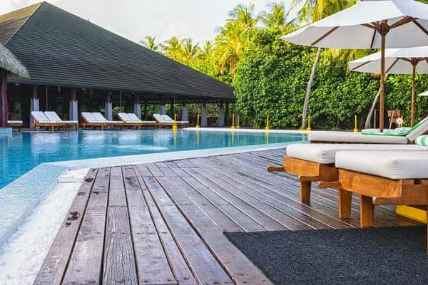 Green Worldwide tours widget